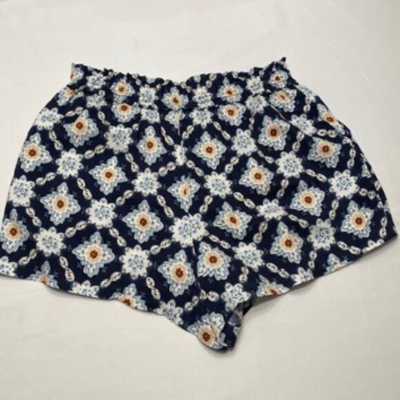 Anthropologie Easy Traveler Shorts Size S - Picture 7 of 7